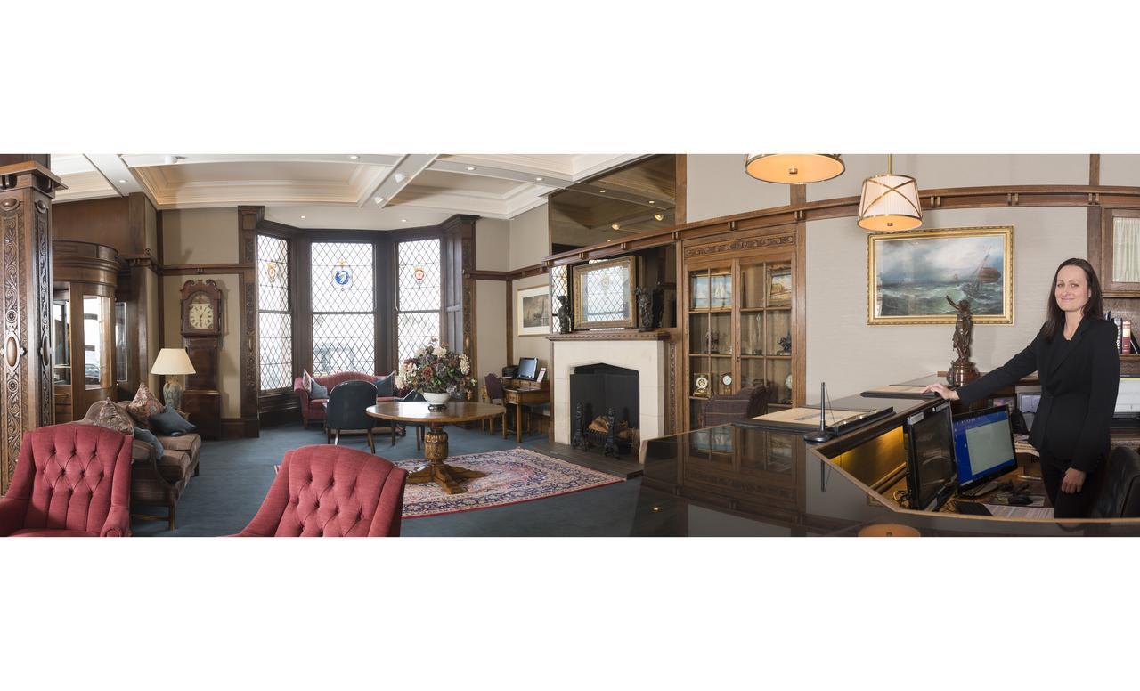 Regency Hotel ダグラス エクステリア 写真